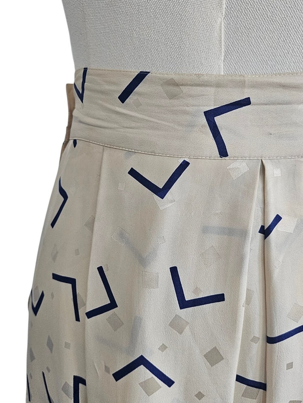 Vintage 80s Christian Dior Separates Silk Abstract Pleated Midi Skirt Size 8 - Picture 8 of 11
